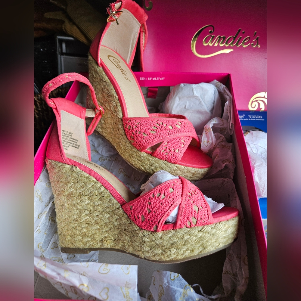 Candies Sandals Womens 7.5 M Casey Mone Wedge Espadrilles NIB